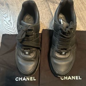 Women Chanel Sneakers